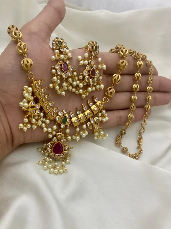 South_Indian_Guttapusalu_Necklace_Set