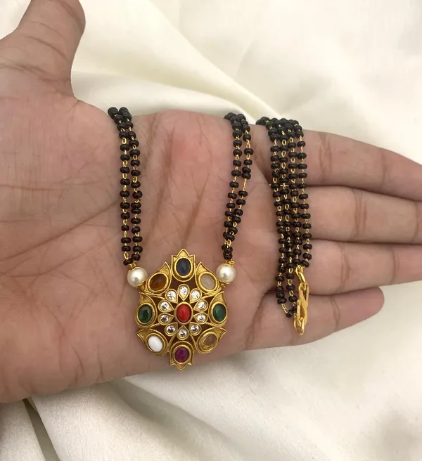 Ethnic_matte_finish_navratan_Mangalsutra