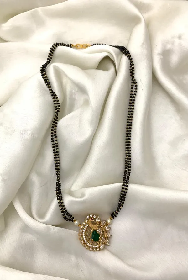 Casual_wear_Peacock_design_Mangalsutra