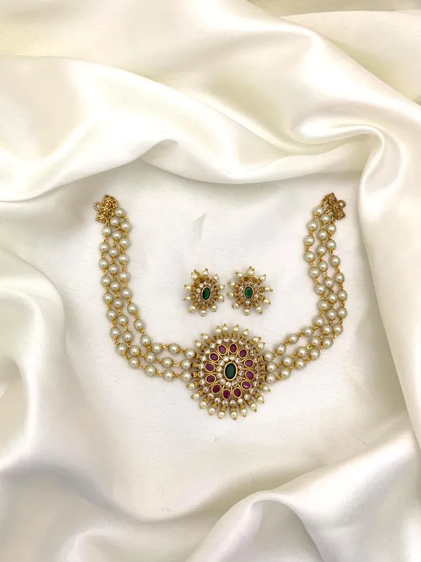 SHIFA_ELEGANT_CHOKER_SET