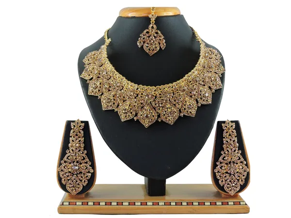 Alloy_Gold_Plated_Jewel_Set_|_Stone_Studded_Necklace_Set_For_Women_|_White_and_Gold