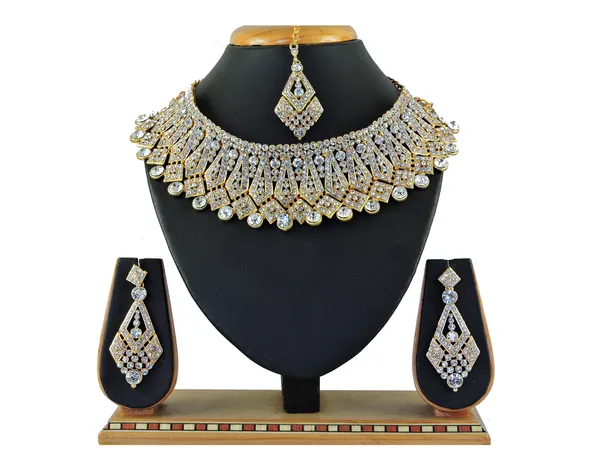 Stone_Studded_Necklace_Set_For_Women_|_Designer_Jewelry_Set_with_Earring_|_White