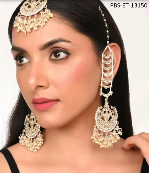 Gold_Plated_Handcrafted_Kundan_Earrings_with_Earchain_&_Maangtikka_Set_for_Women__|_Gold