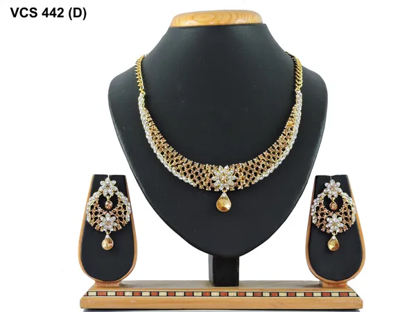 Alloy_Gold_Plated_Jewel_Set_|_Stone_Studded_Necklace_Set_For_Women_|_White_and_Gold