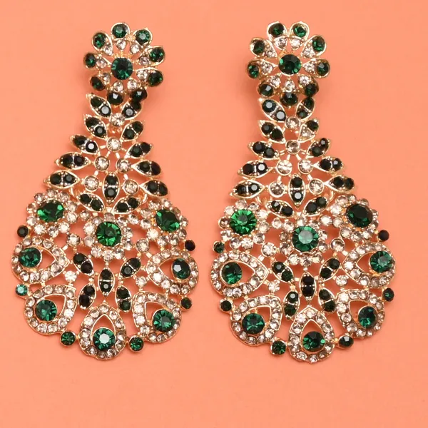 Alloy_Gold_Plated_Jewel_Set_|_Stone_Studded_Necklace_Set_For_Women_|_Green_and_Gold