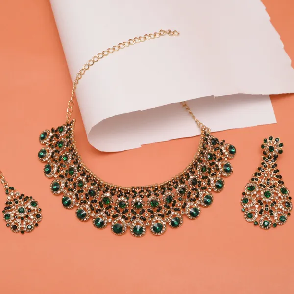 Alloy_Gold_Plated_Jewel_Set_|_Stone_Studded_Necklace_Set_For_Women_|_Green_and_Gold