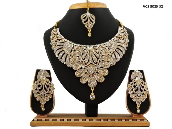 Stone_Studded_Necklace_Set_For_Women_|_Designer_Jewelry_Set_with_Earring_|_White