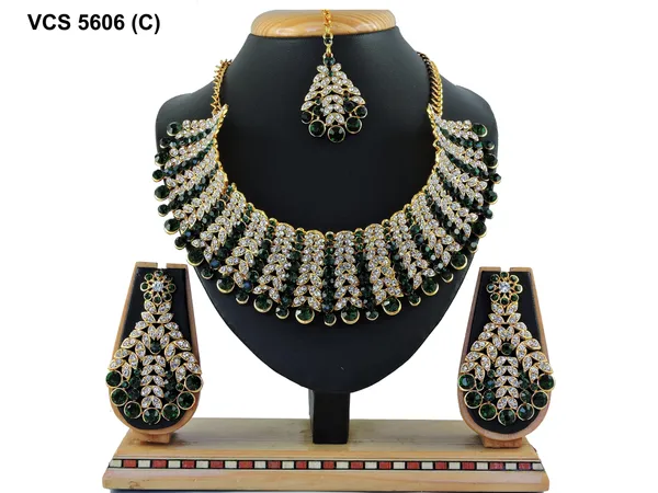 Stone_Studded_Necklace_Set_For_Women_|_Designer_Jewelry_Set_with_Earring_|_Green_and_White