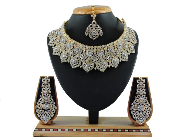 Stone_Studded_Necklace_Set_For_Women_|_Designer_Jewelry_Set_with_Earring_|_White
