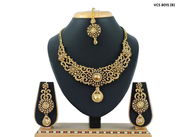 Alloy_Gold_Plated_Jewel_Set_|_Stone_Studded_Necklace_Set_For_Women_|_Gold