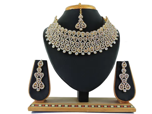 Stone_Studded_Necklace_Set_For_Women_|_Designer_Jewelry_Set_with_Earring_|_White