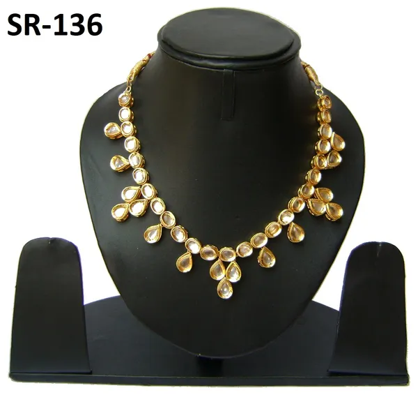 Single_Line_Kundan_Necklace_and_Earring_with_Meenakari_Work_for_Women__|_Gold