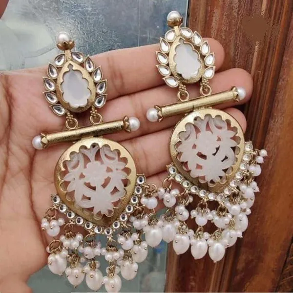Classic_Earrings_&_Studs_PAN_EARRING_-_WHITE
