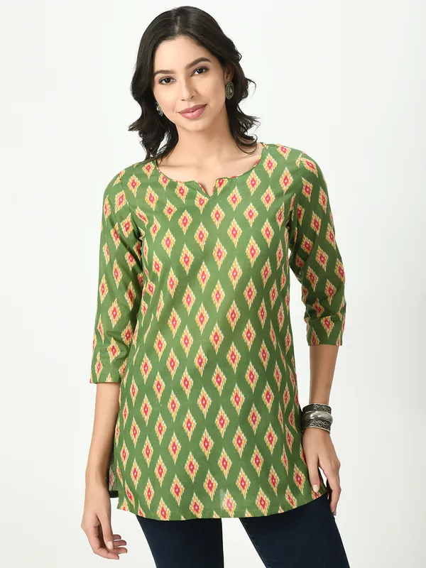 Riya_Green_Printed_Short_Kurti