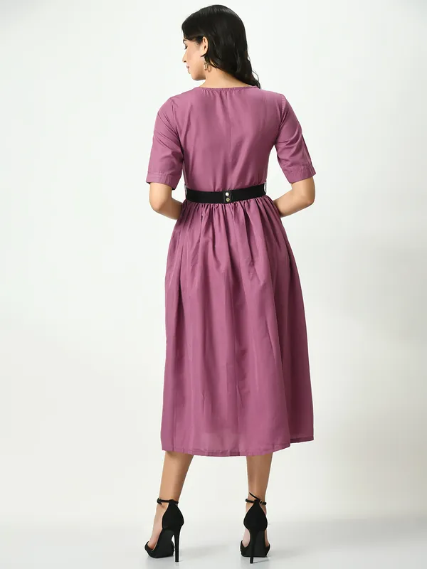 Riya_Lavender_Stylish_Midi_Dress_With_Belt