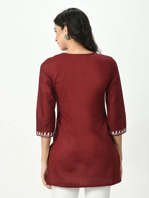 Riya_Maroon-White_Embroidered_Short_Kurti