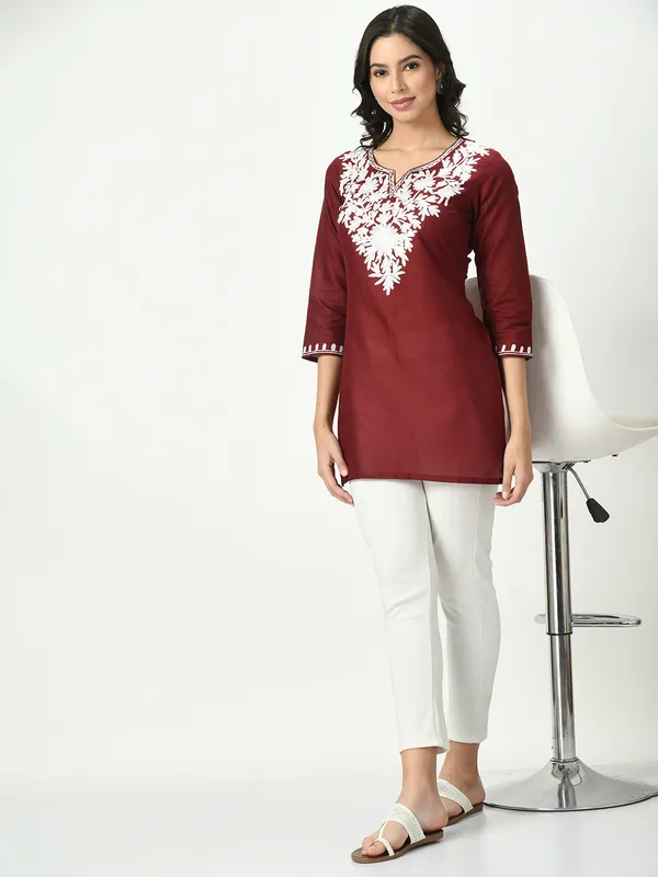 Riya_Maroon-White_Embroidered_Short_Kurti