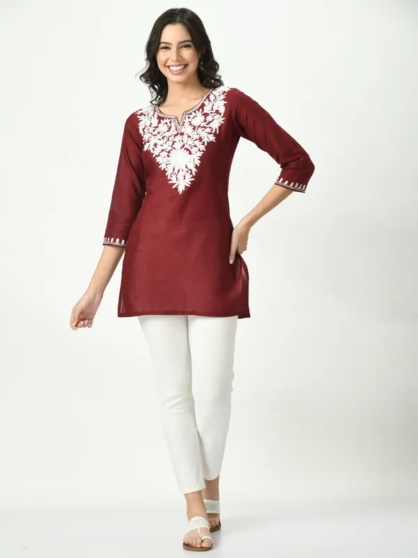 Riya_Maroon-White_Embroidered_Short_Kurti