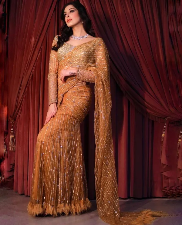 New_Bollywood_Style_Fancy_Lehengha_Cum_Saree_Sequence_Embroidered_Work__With_Choli