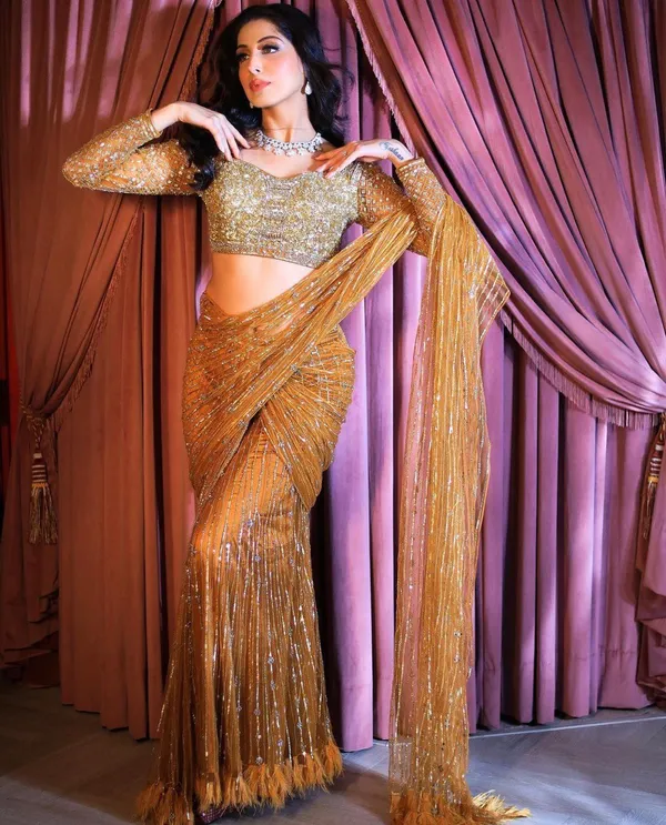 New_Bollywood_Style_Fancy_Lehengha_Cum_Saree_Sequence_Embroidered_Work__With_Choli