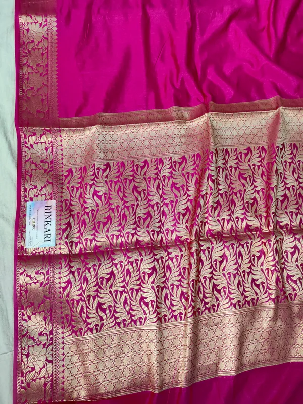 Rani_Pink_Soft_Faux_Banarasi_Saree_&_faux_Gold_Zari/_Banarasi_Saree_With_Blouse
