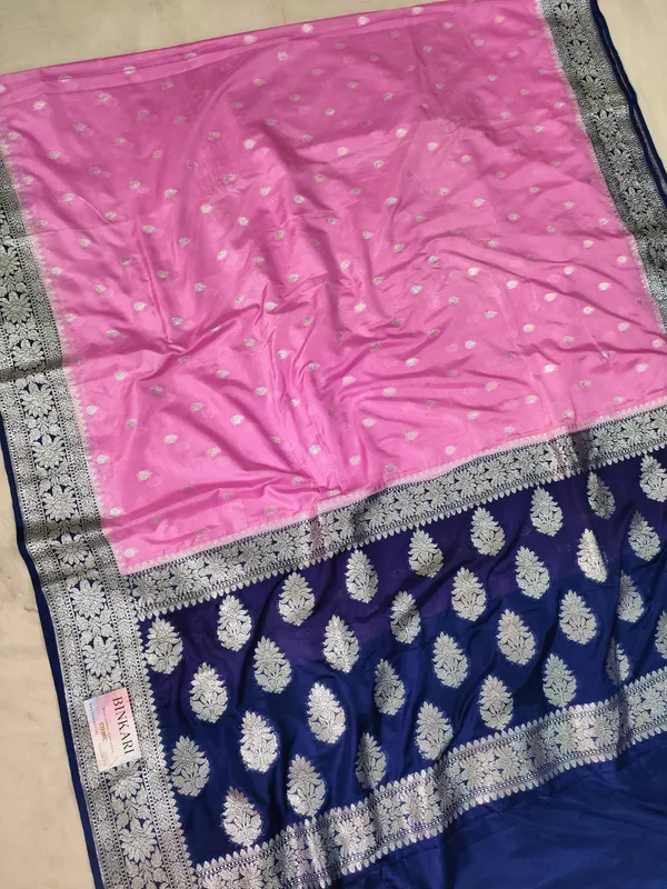 Banarasi_Soft_Faux_Katans_Georgette_Saree_With_Blouse_faux_Silver_Zari_Buti_Pattern_/_PINK