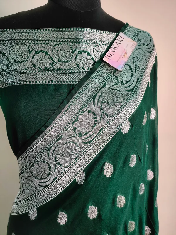 Faux_Katans_Georgette_Banarasi_Buti_Banarasi_saree/_bottle_green