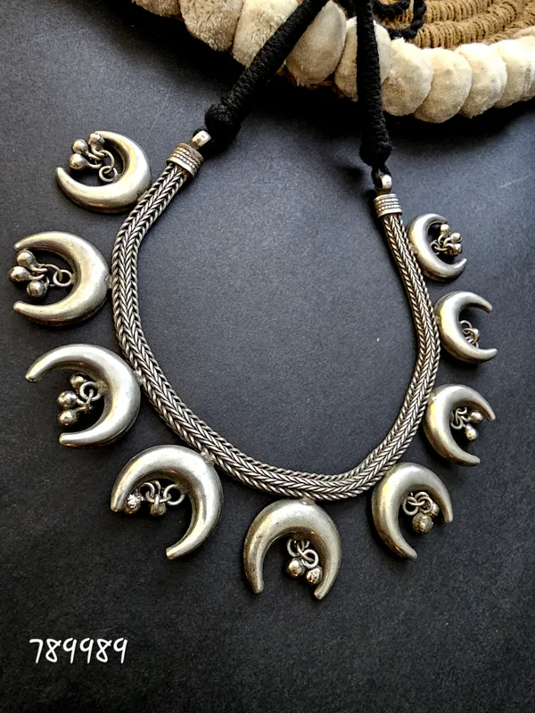 Noctis_Crescent_Moon_German_Silver_Necklace