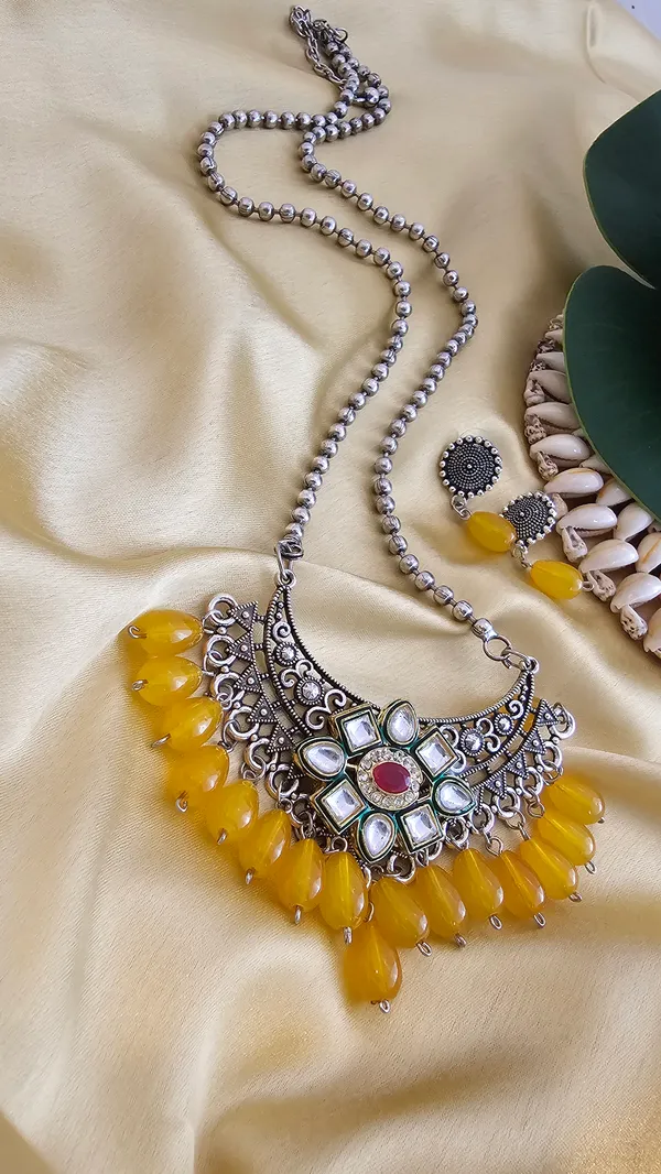 Binni s Wardrobe BInnis wardrobe Silver plated kundan stone yellow necklace set Price in India Buy Binni s Wardrobe BInnis wardrobe Silver plated kundan stone yellow necklace set online at undefined