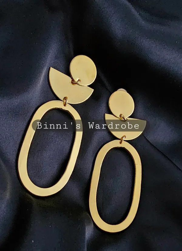 Oval__Drop_Earrings