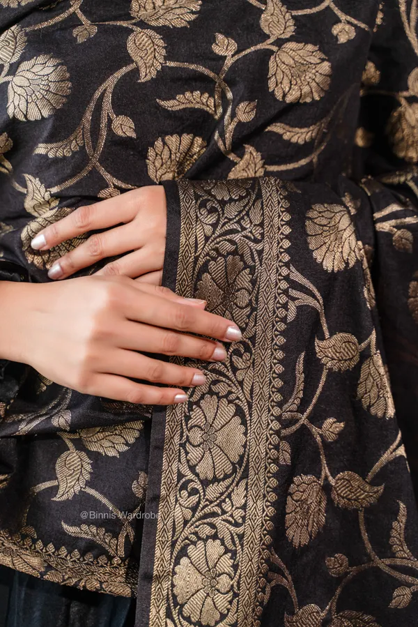 Pure_dupion_silk_Banarasi_handloom_Black_dupatta