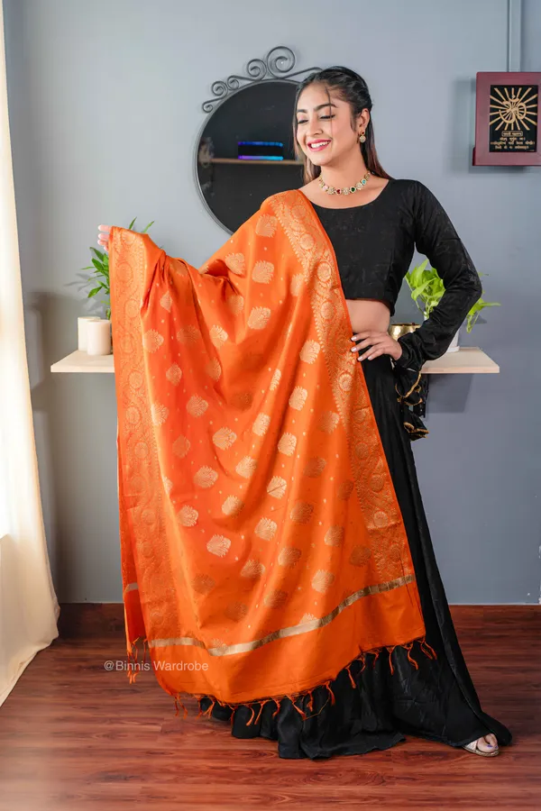 Pure_dupion_silk_Banarasi_handloom_Rust_dupatta