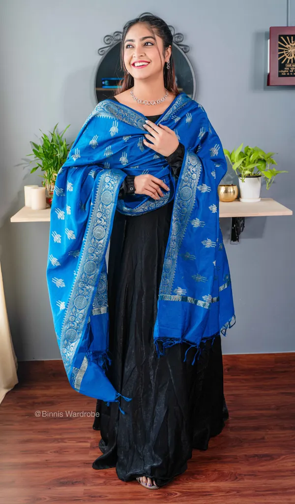 Pure_dupion_silk_Banarasi_handloom_Mid_Blue_dupatta