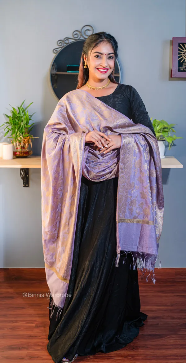 Dupion_Silk_handloom_banarsi_Dark_lilac_dupatta