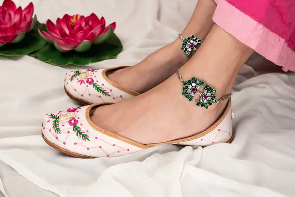 Malini_Garden_of_Bliss_Anklet