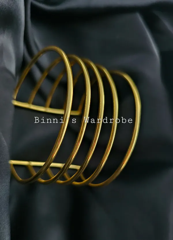 Binnis_Wardrobe_Anti_Tarnish_Golden_Tanvi__Handcuff_Bracelet