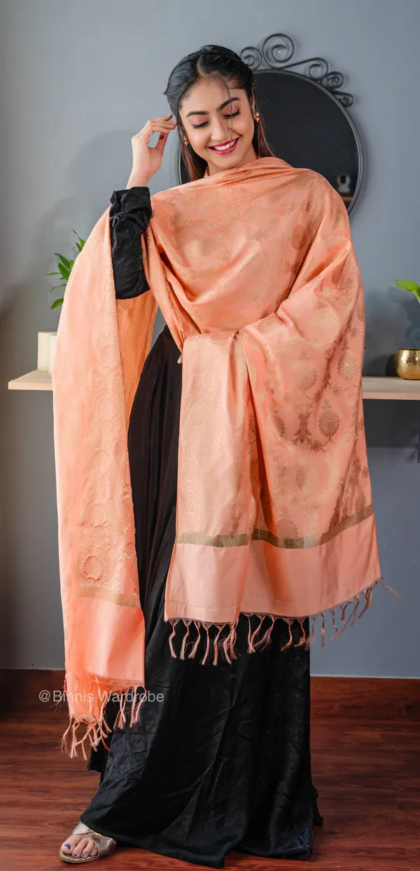 Pure_dupion_silk_Banarasi_handloom_Coral_dupatta