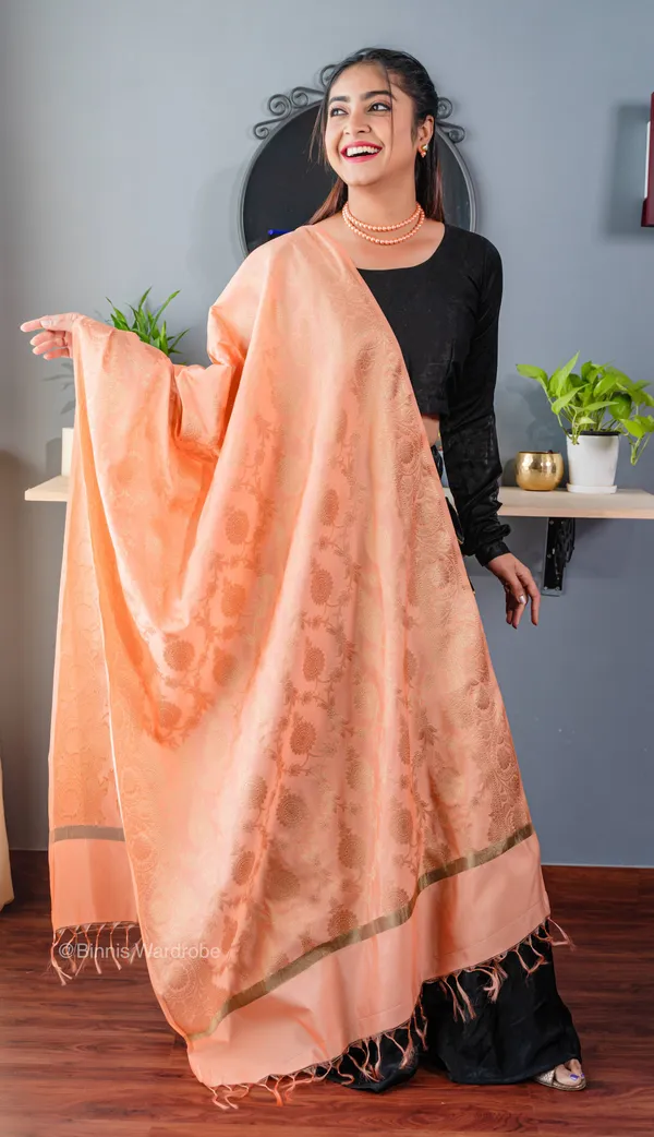 Pure_dupion_silk_Banarasi_handloom_Coral_dupatta