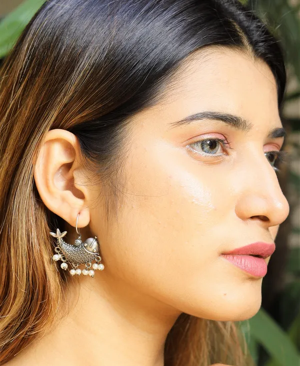 Silver_Fish_Hook_Earrings