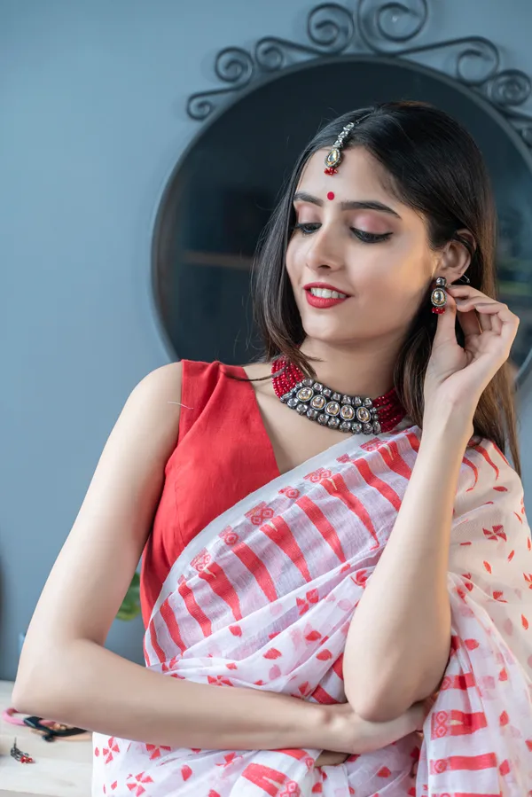 Red_stone_kundan_jewellery_set_With_mang_tika