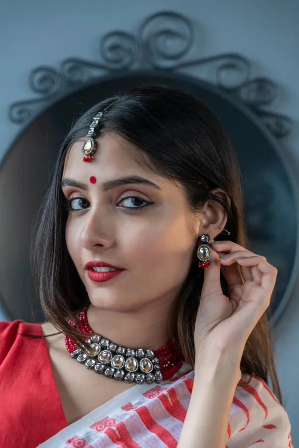 Red_stone_kundan_jewellery_set_With_mang_tika