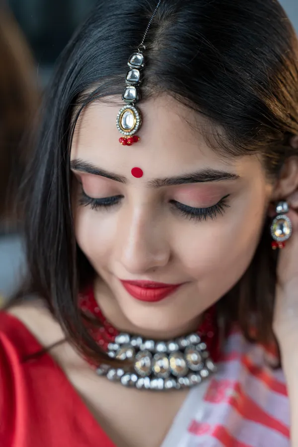 Red_stone_kundan_jewellery_set_With_mang_tika