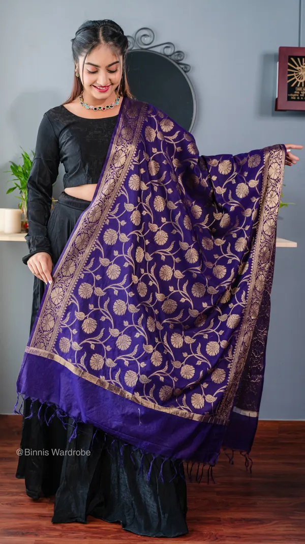 Pure_dupion_silk_Banarasi_handloom_Indigo_dupatta