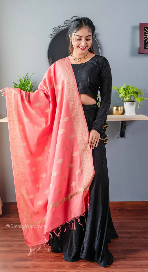 Pure_dupion_silk_Banarasi_handloom_pearl_dupatta
