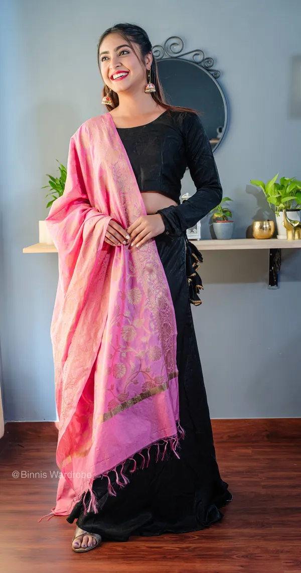 Pure_dupion_silk_Banarasi_handloom_dupatta