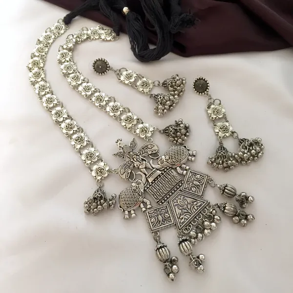 Silver_Plated_premium_Oxidised_Necklace