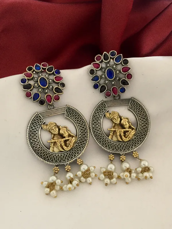 Dual_Tone_Radha_Krishna_Earrings_-_Red_Blue_Black