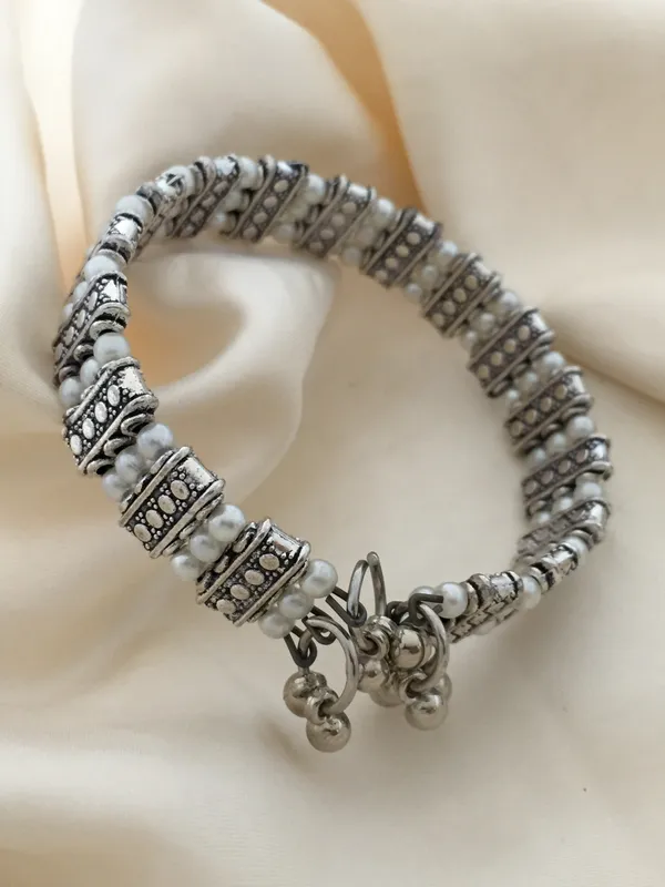 Hand on sale bracelet price