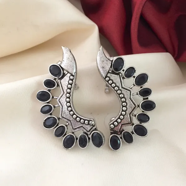 Premium_Black_Stone_Earcuffs_-_Oxidised