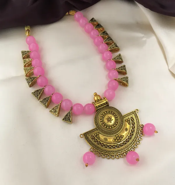 Pink_Pearl_Golden_Oxidised_Necklace